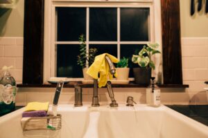 How to Clean a Kitchen Sink Properly How to Clean a Kitchen Sink Properly