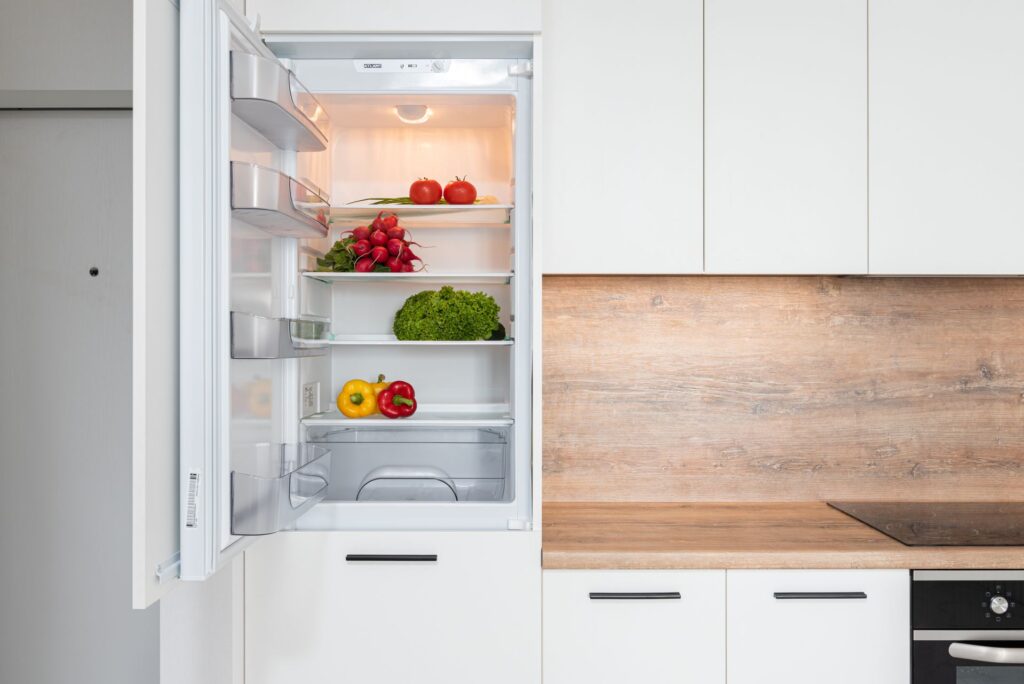 How to Create a Fridge Clean-Out Routine How to Create a Fridge Clean-Out Routine